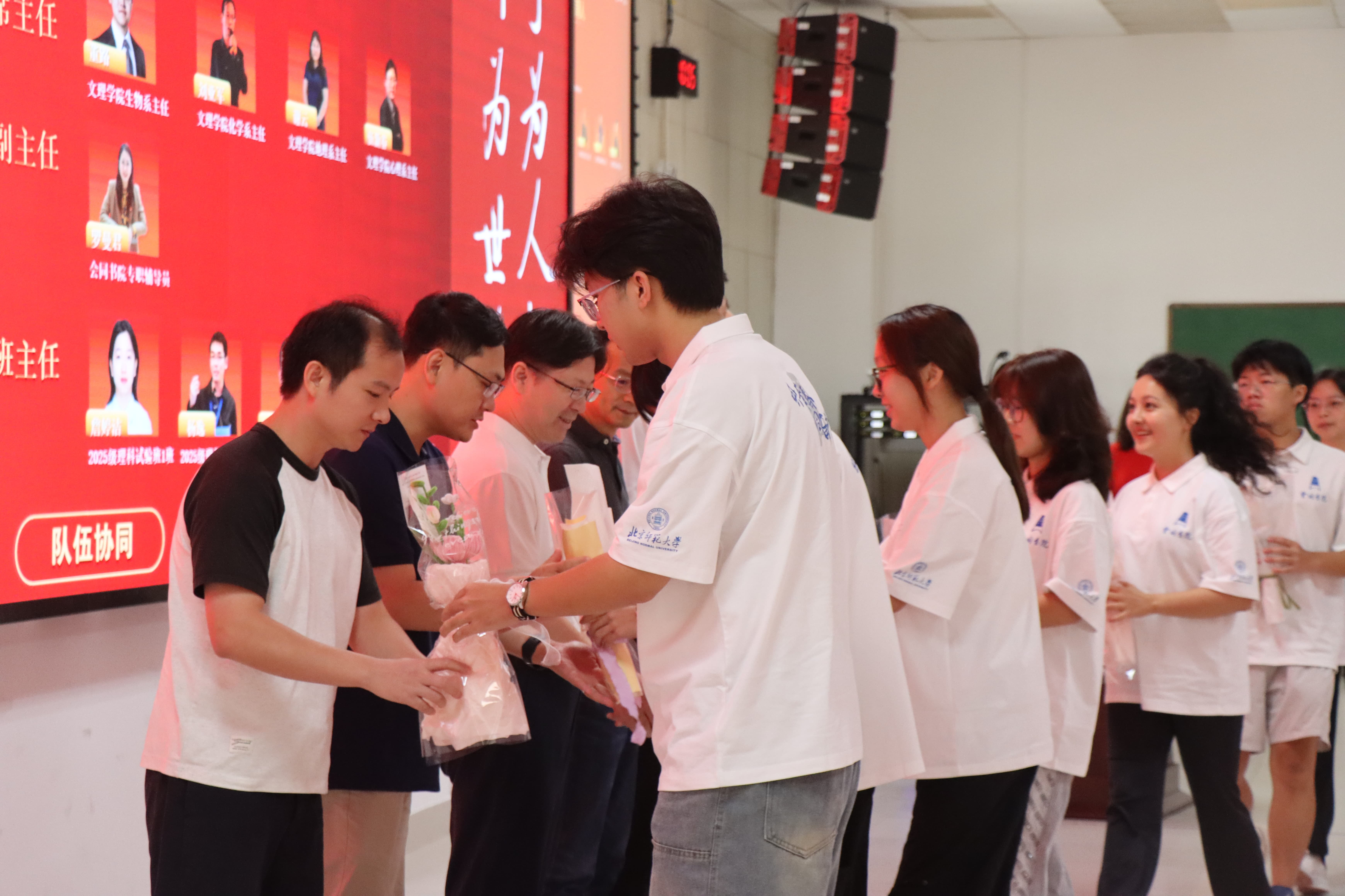 7f6e726205d144a1a962f7279b9f5120 ËÍ»¨.jpg