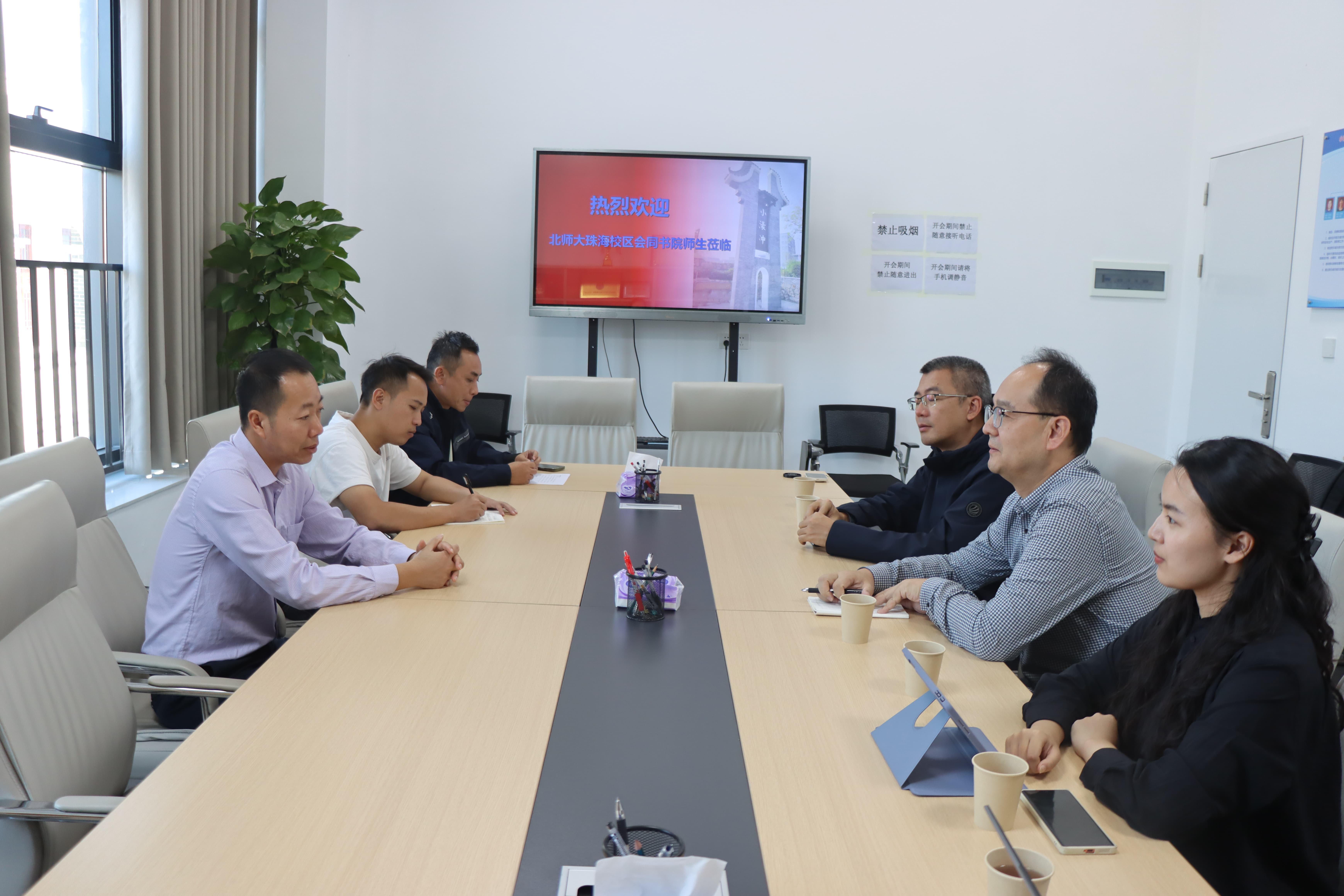 5b2894a454cc4be0af28b17d4a179258 IMG_2252.JPG